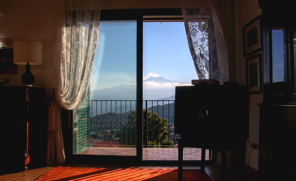 Bellavista Apartments Taormina Ruang foto