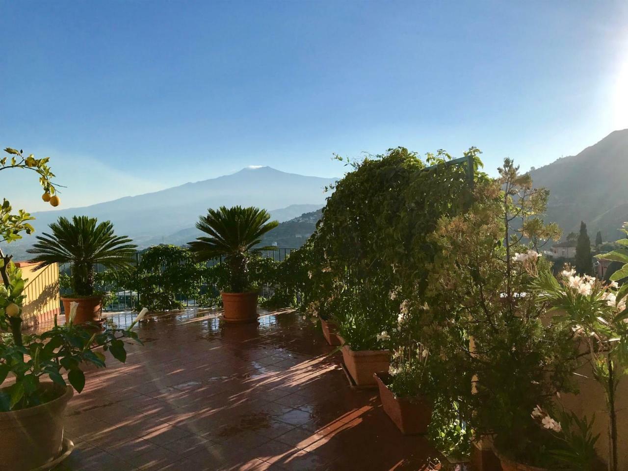 Bellavista Apartments Taormina Bagian luar foto